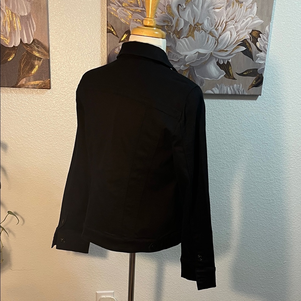 EUC Chico’s Black Denim Jacket​ - Picture 3 of 10